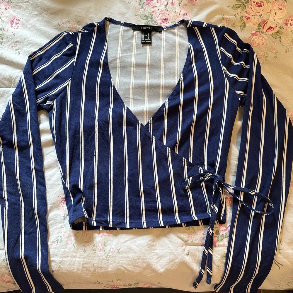 Blue crop top